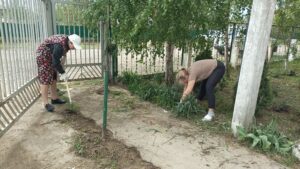 Сотрудники ветуправления Белореченского района провели субботник на территории учреждения